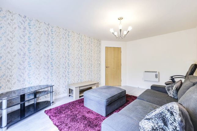 9, Stone Bridge Lea, 19, Farnley Crescent, West Yorkshire photo 3