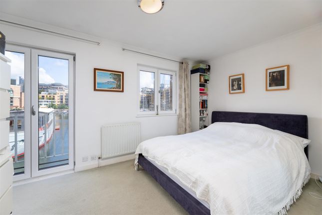 Terraced house for sale in Mews Street, London