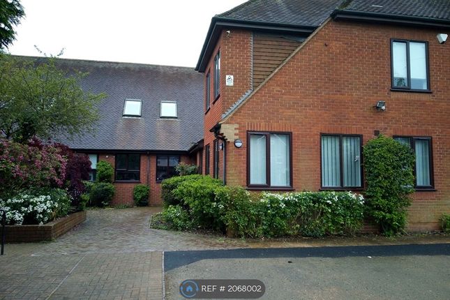 Thumbnail Flat to rent in South View Avenue, Caversham, Reading