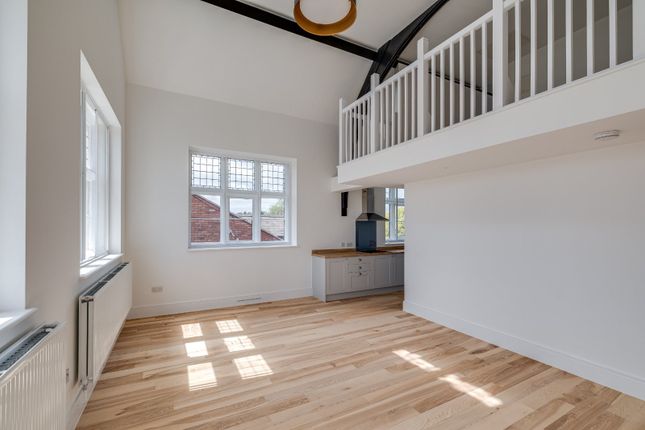 Apartment 8, 2, Overleigh Road, Cheshire photo 2