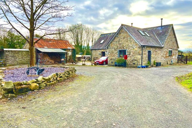 Country house for sale in Ponthenry, Llanelli