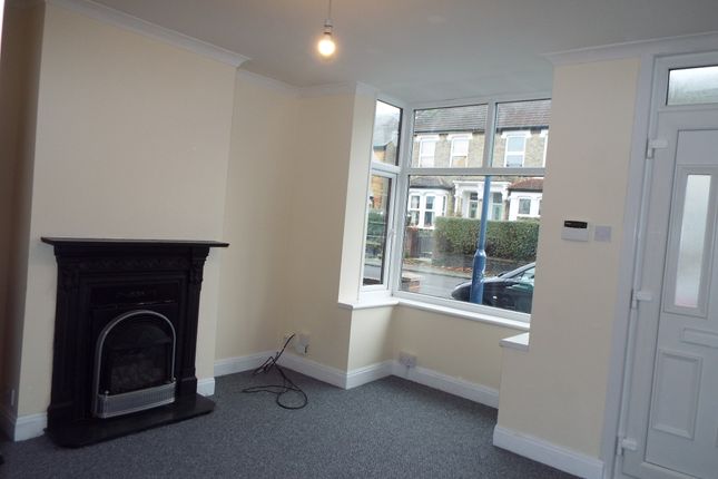 99, Gravesend photo 2