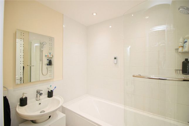 Flat 8, Red Lion House, Snodland photo 2