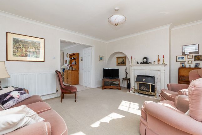47 The Avenue, Shoreham-By-Sea, West Sussex photo 3