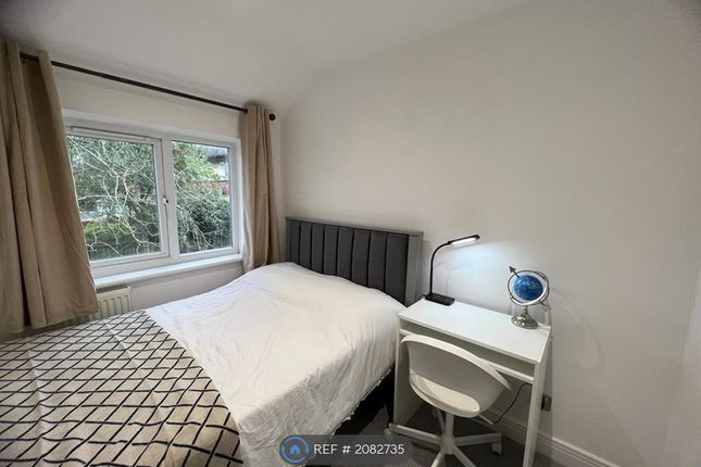 Room to rent in Craddocks Close, Milton Keynes