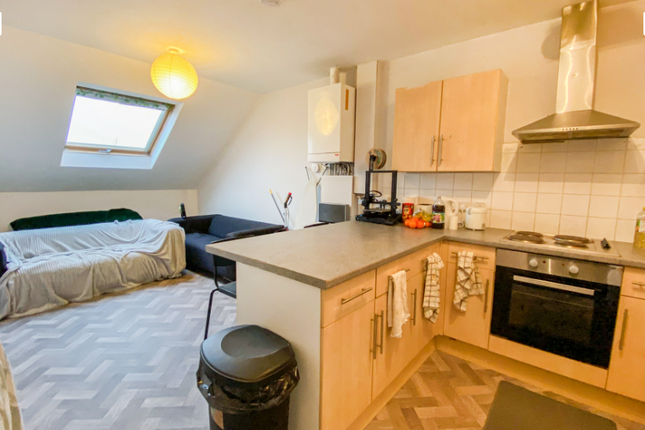 Flat 7, 272 Radford Road, Hyson Green photo 2