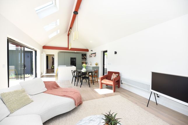 1 Mill Close, Huntingdon photo 3