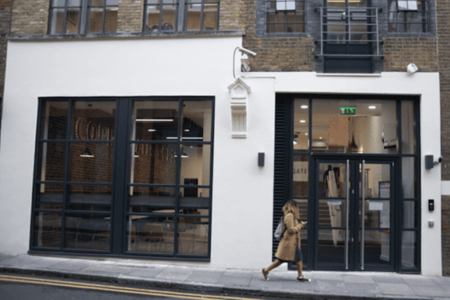 Office to let in Whites Row, London