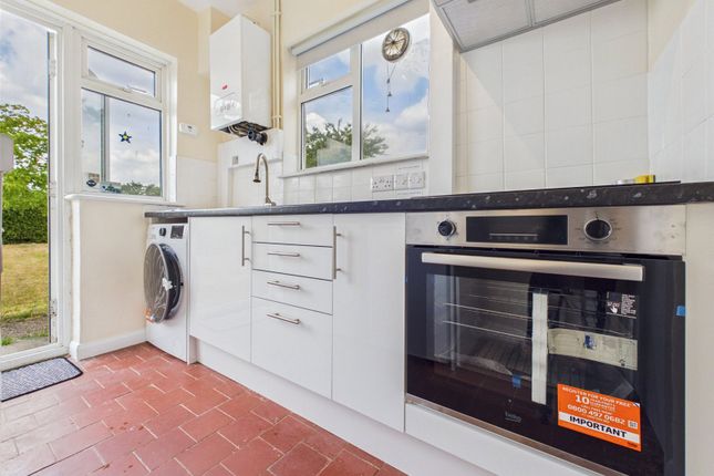 20, Zealand Avenue, West Drayton photo 4