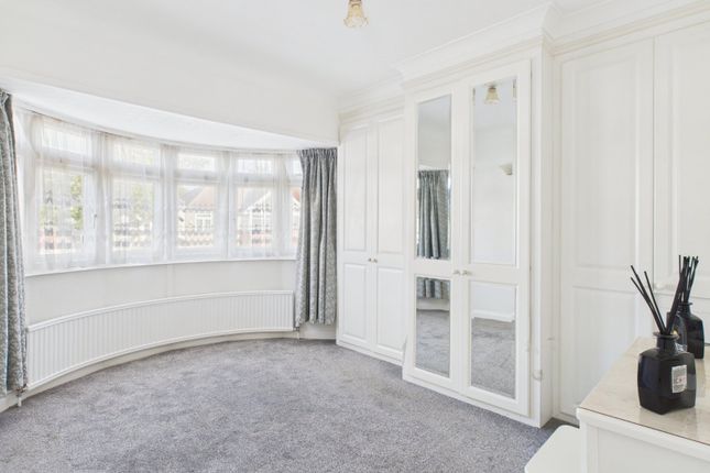 199, Rochester Avenue, Greater London photo 3