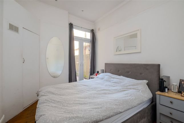 1, 33, Drewstead Road, London photo 4