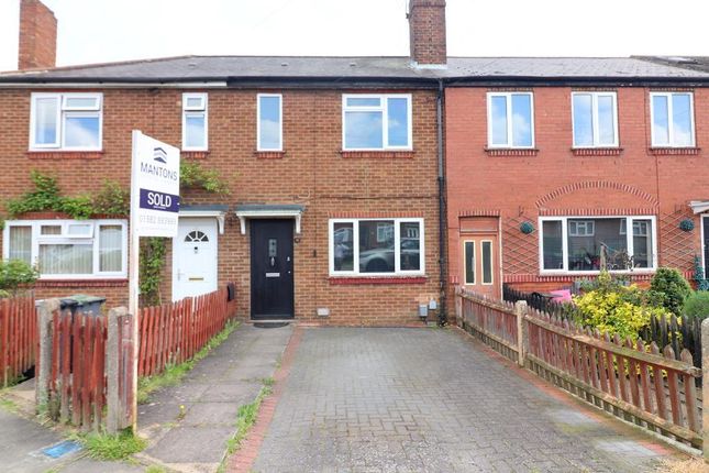 Thumbnail Terraced house to rent in Solway Road South, Luton, Bedfordshire