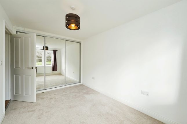 Flat for sale in Bowling Road, Chipping Sodbury, Bristol