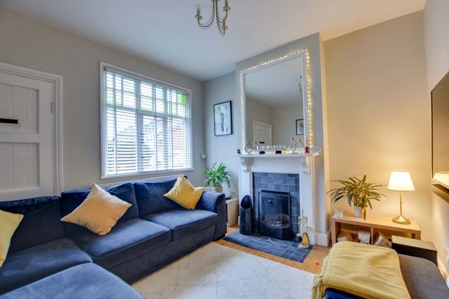 4 South Knighton Road, Leicester photo 2