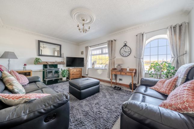 2, Sea Lane North Cotes, Grimsby photo 4