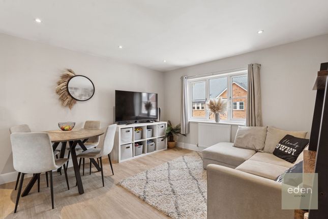 26 Carmelite Road, Aylesford photo 3