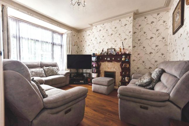 36, Drayton Road, West Midlands photo 3