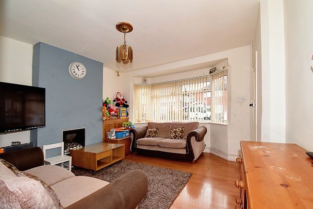 58, Kingston Avenue, Wigston photo 2