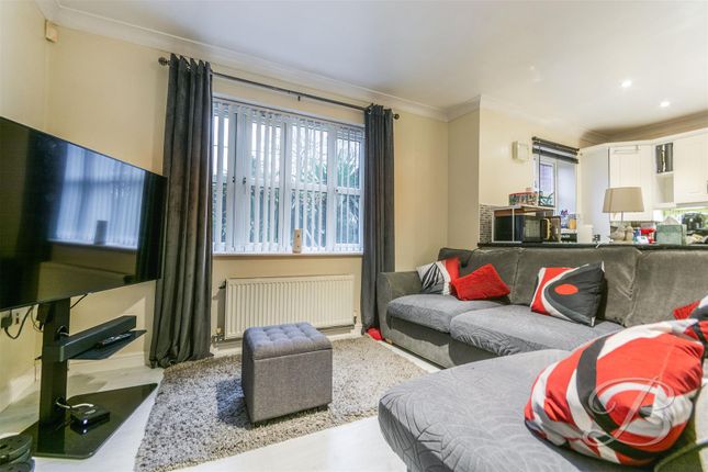 11, Limestone Rise, Mansfield photo 3