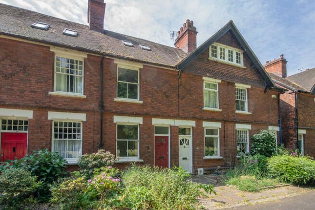 Terraced house to rent in St Pauls Road, Chester Green