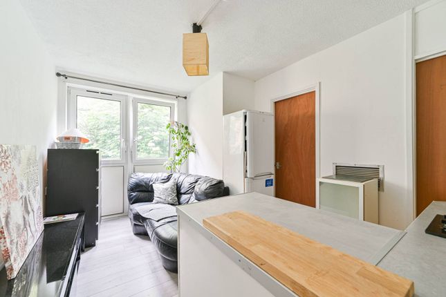 Thumbnail Flat for sale in Hodister Close, Camberwell, London