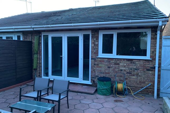 Bungalow to rent in Croft View, Sutton-On-Hull, Hull