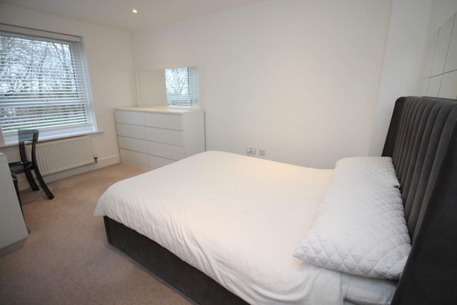 Flat for sale in Whitebridge Gardens, Thornbury, Bristol