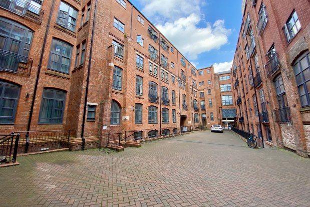 Flat to rent in Erskine Street, Leicester