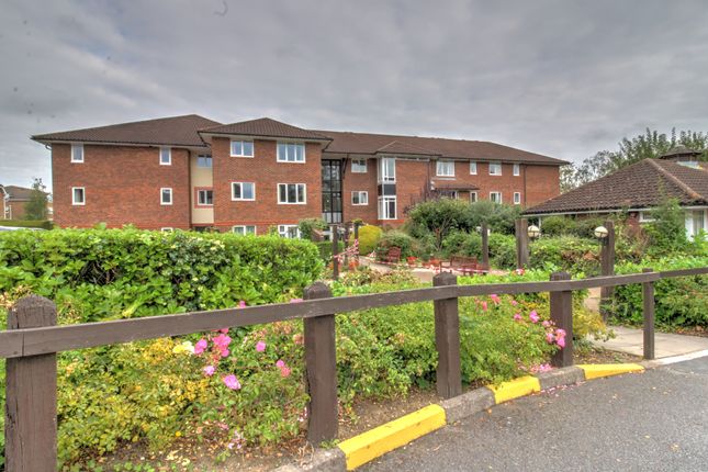 Homes For Sale In Oathall Road Haywards Heath RH16 Buy Property In 