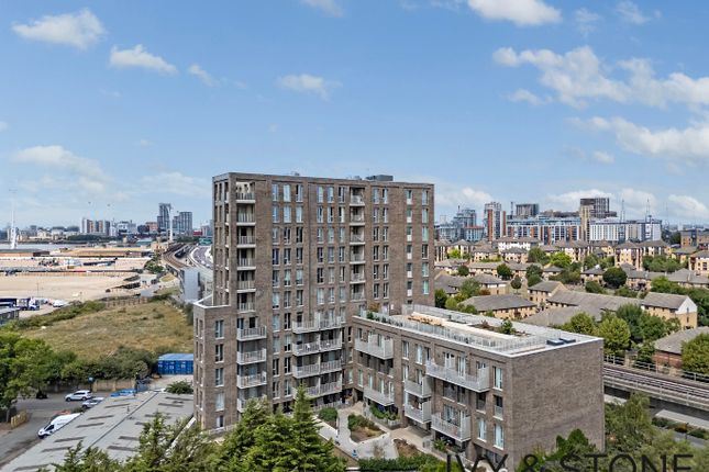 503 Copeland Court, 3 Knights Road, Greater London photo 2