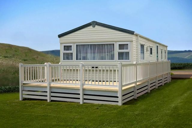 Seal Bay! Delta Goodwood, Warners Lane Selsey West Sussex, Chichester photo 4