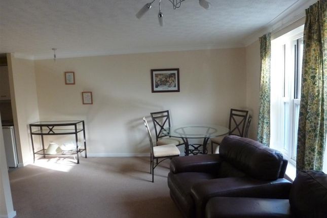 206L, MILTON KEYNES photo 4