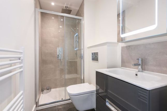 9 Brassey House, New Zealand Avenue, Walton-On-Thames photo 4