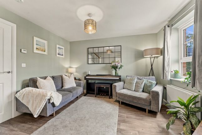 37, Larch Place, Congleton photo 4