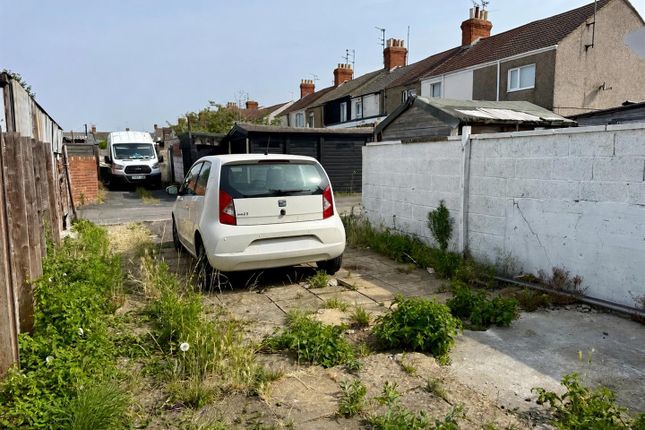 64, Beatrice Street, Swindon photo 3