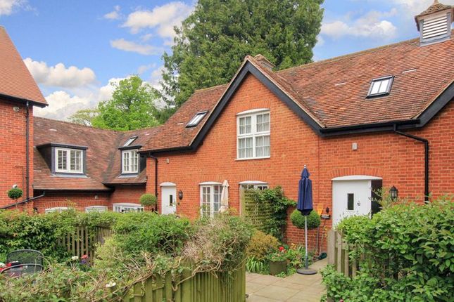 Thumbnail Terraced house for sale in Rothschild Place, Tring