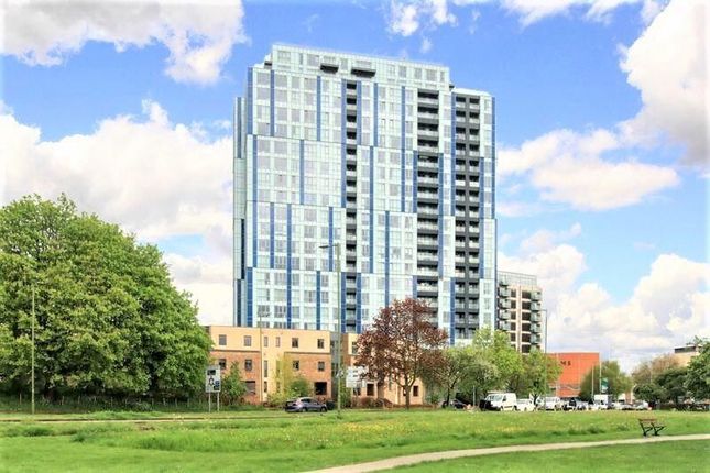 Flat for sale in Cotterells, Hemel Hempstead