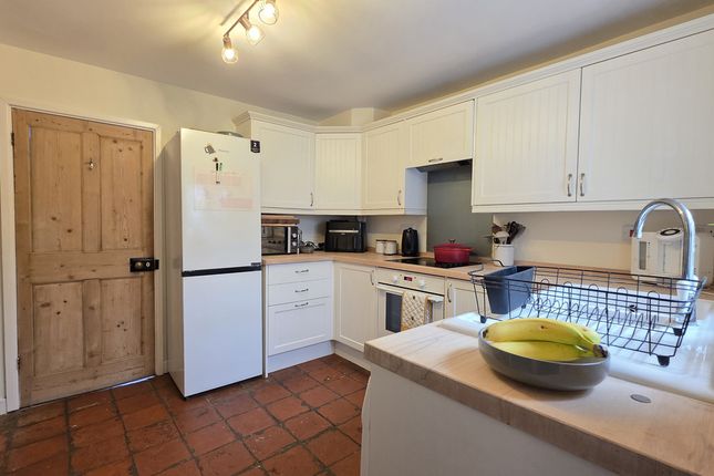 17, Banbury Road, Southam photo 4