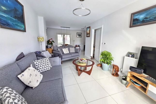 48, Sandpiper Road, Plymouth photo 4