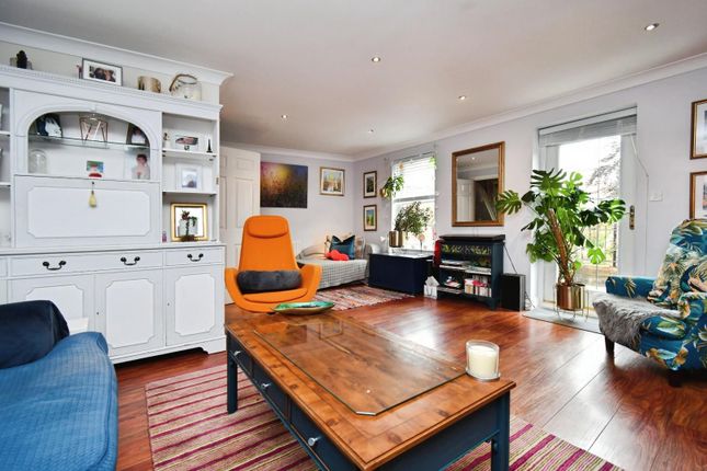 17, Glovers Crescent, Ripon photo 4