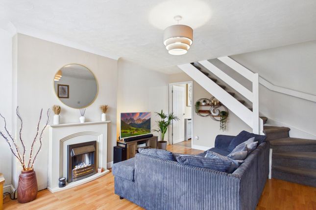 7, Meadow Brook Chase, Normanton photo 2