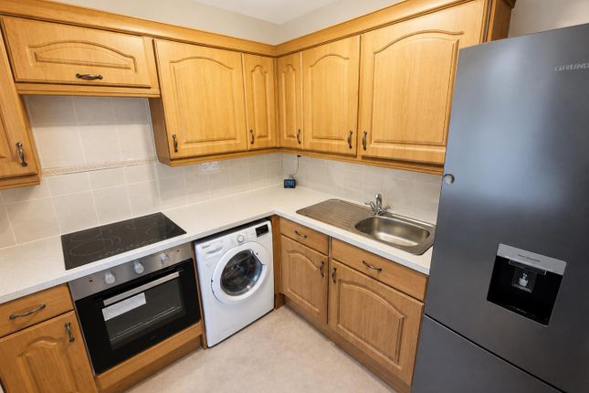 18, St. Just Place, Newcastle Upon Tyne photo 2