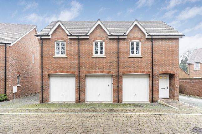 Detached house to rent in Fox Lane, Wantage