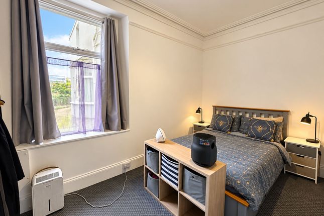 Flat 1, 90 Alma Road, Plymouth photo 4