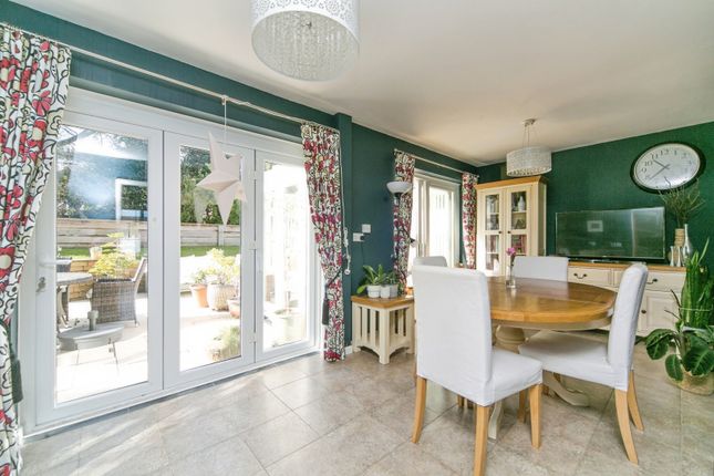 8, Garth Gopa, Abergele photo 3
