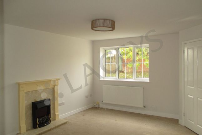 16 Athelney Way, Yeovil photo 3