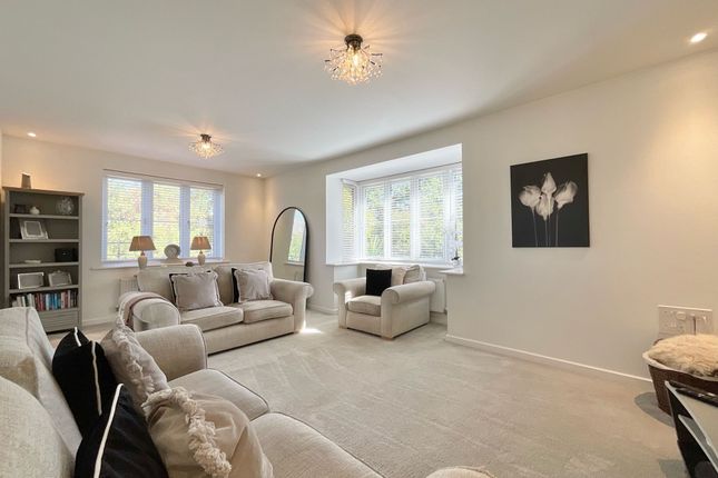 45 Philip Taylor Drive, Crewe photo 2