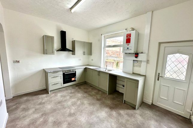 75, Chesham Crescent, Bury photo 4