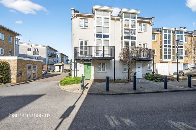 4-bed house on 58, Revere Way, Epsom, £735,000