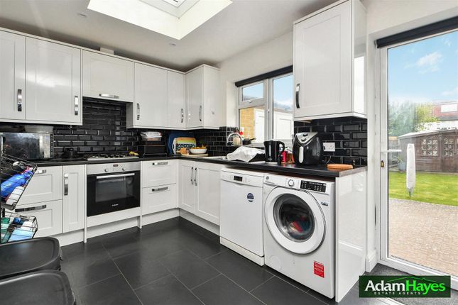 7, Finchley Park, London photo 4